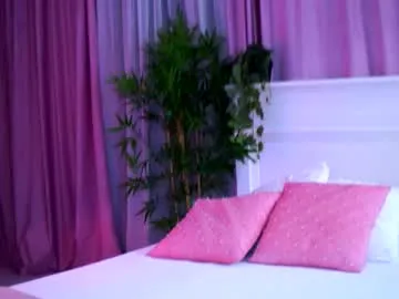 a_lejandro_08 – webcam model profile photo Image 5