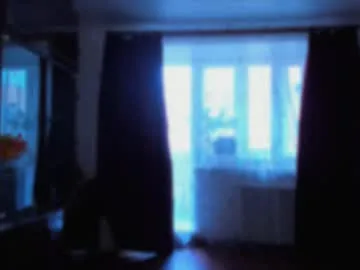 angelsofaurora – webcam model profile photo Image 3