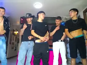 stanovaya300kg – webcam model profile photo Image 10