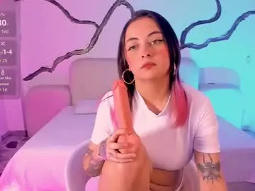 kristigroune – webcam model profile photo Image 5