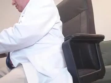 oliviaocean69 – webcam model profile photo Image 12