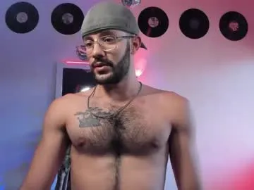 couple_of_fire_ – webcam model profile photo Image 5