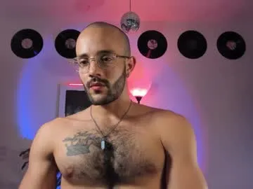 couple_of_fire_ – webcam model profile photo Image 7