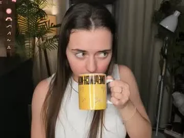 LexyNess – webcam model profile photo Image 11