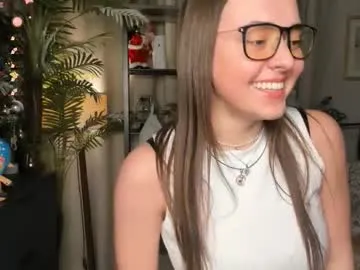 sydneyhackathorn – webcam model profile photo Image 16