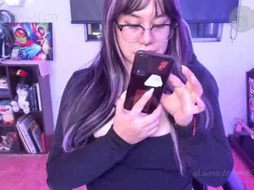 realtryit – webcam model profile photo Image 8