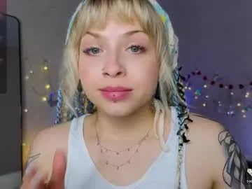 alenaxoxoo – webcam model profile photo Image 3