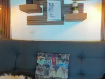 myassistant – webcam model profile photo Image 12