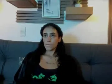 myassistant – webcam model profile photo Image 19