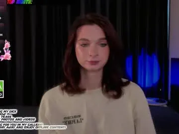 palaustudio – webcam model profile photo Image 12