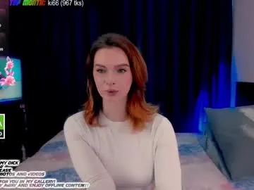 palaustudio – webcam model profile photo Image 7