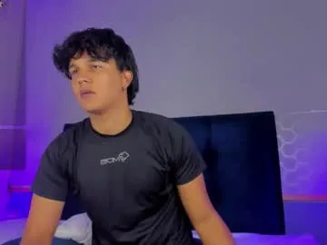 twin_cherry – webcam model profile photo Image 10