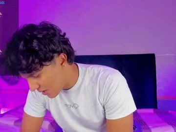 twin_cherry – webcam model profile photo Image 13