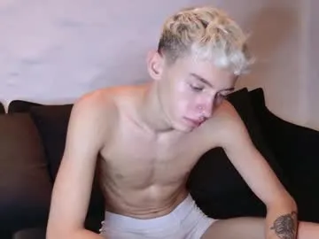 ashly_cherry – webcam model profile photo Image 4