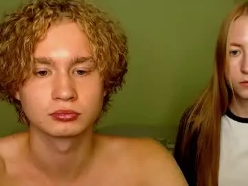 sexy_hot_friends_ – webcam model profile photo Image 12