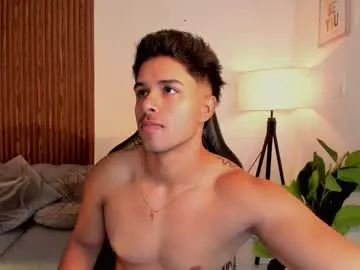 your_dolls – webcam model profile photo Image 14