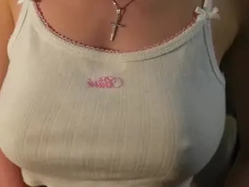 gina_akemi – webcam model profile photo Image 3