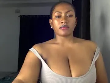 lerakit – webcam model profile photo Image 11