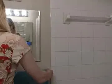 petites_perles – webcam model profile photo Image 19