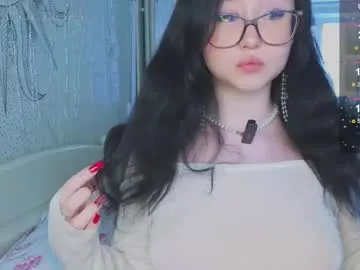 EvelynMills – webcam model profile photo Image 7