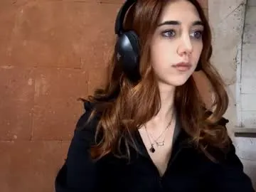 Amanda – webcam model profile photo Image 5