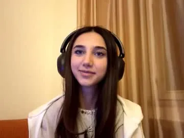 Amanda – webcam model profile photo Image 9