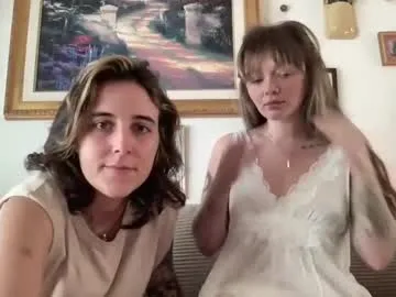 petites_perles – webcam model profile photo Image 2