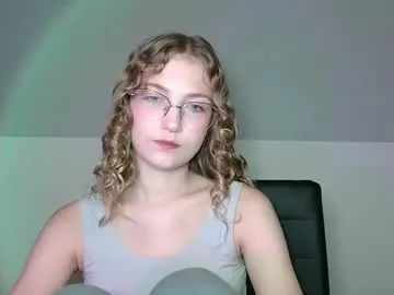 angelsofaurora – webcam model profile photo Image 14