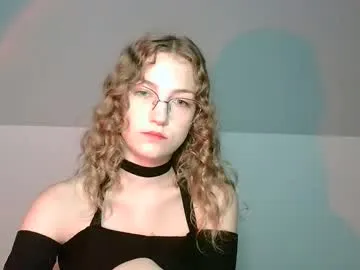 angelsofaurora – webcam model profile photo Image 4