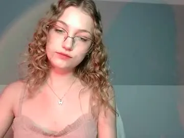 angelsofaurora – webcam model profile photo Image 7