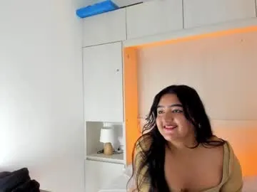 lilywhitee1 – webcam model profile photo