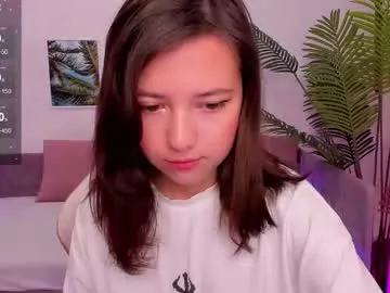 EvelynMills – webcam model profile photo Image 14