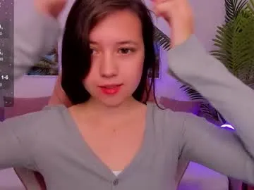 EvelynMills – webcam model profile photo Image 16