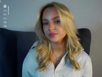 realtryit – webcam model profile photo Image 17