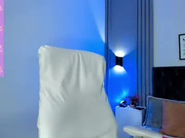 solosara8 – webcam model profile photo Image 3