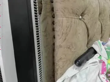 playussoftly – webcam model profile photo Image 4