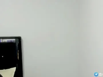 realtryit – webcam model profile photo Image 18