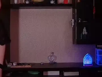 your_dolls – webcam model profile photo Image 3