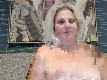 angelsofaurora – webcam model profile photo Image 4