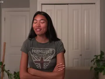 sexy_hot_friends_ – webcam model profile photo Image 5