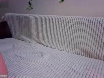 mia_wintermood – webcam model profile photo Image 13