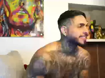 bright_diamonds_054 – webcam model profile photo Image 16