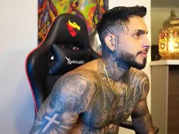 bright_diamonds_054 – webcam model profile photo Image 18