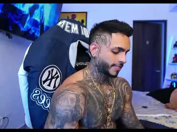 bright_diamonds_054 – webcam model profile photo Image 3