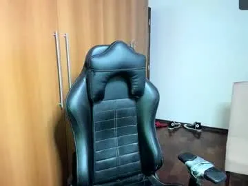 loving_ladies – webcam model profile photo Image 10