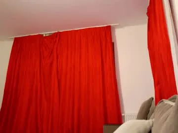 petites_perles – webcam model profile photo Image 6