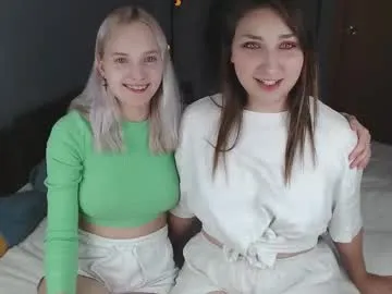 albaandthayron – webcam model profile photo Image 18