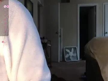 crimsonkitten – webcam model profile photo Image 17