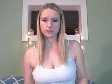 lovingsummer – webcam model profile photo