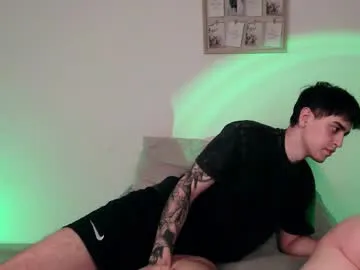 esteban_stud97 – webcam model profile photo Image 4